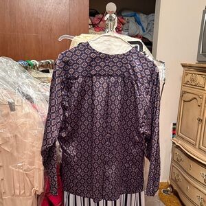 Diamond Pattern Long Sleeve Top